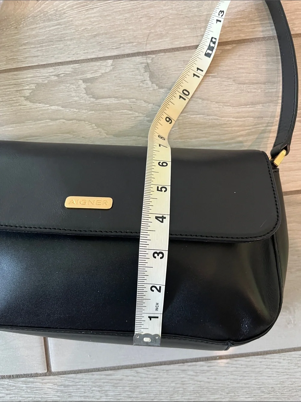 Etienne Aigner Black Leather Shoulder Bag with Gold-Classic Elegant Minimalist - Picture 10 of 11
